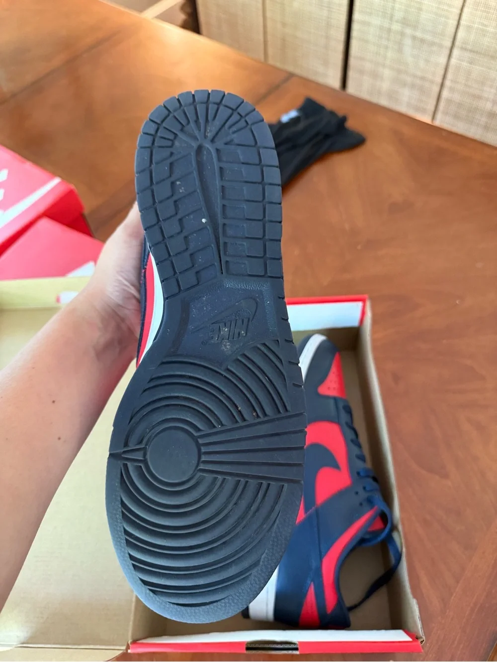 Nike Low-Top Sneakers in Red and Navy